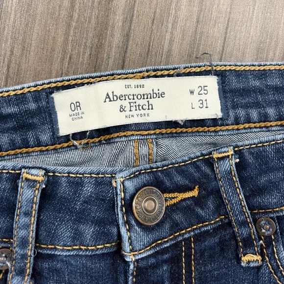 A&F pants - Picture 2 of 2